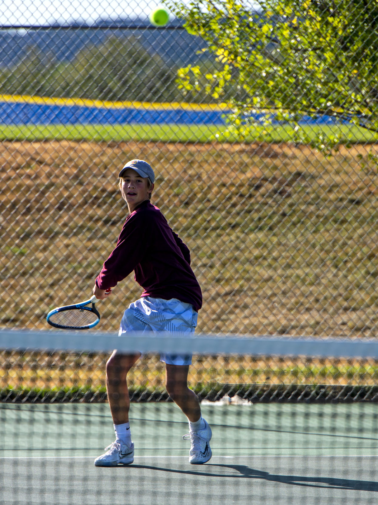 101019-s-tennis 02 .JPG